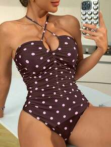 Traje de baño de una pieza con volantes y lunares negros para mujer, ideal para vacaciones en la playa, de la marca Swim Chiccia, sexy y con lazo. - Marrón Mocha - Ver 4