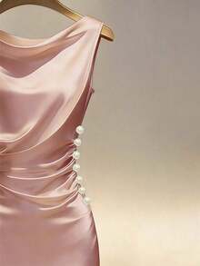 Vestido ajustado sin mangas con cuello drapeado de satén color dorado champán - Rosa - Ver 4