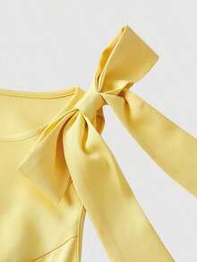 Vestido color albaricoque con cuello redondo, sin mangas, con ribete de contraste, lazo decorativo en la cintura y bajo acampanado - Amarillo claro - Ver 4