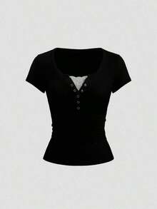 Camiseta de manga corta de unicolor con recorte de encaje de ojal semi-abierto para mujer, estilo urbano - Negro - Ver 8