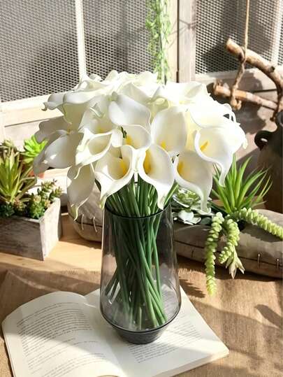 16 piezas de Calas Blancas Artificiales, Tacto de PU, Adecuadas para Bodas, Decoración del Hogar y Oficina, Perfectas para el Día de la Madre y Arreglos Primaverales, Decoración Floral, Adecuadas para el Hogar, Exterior, Sala de Estar, Decoración de Bodas, Día de San Valentín, Centro de Mesa del Día de la Madre - Plástico, Sin Batería Requerida, Jarrón No Incluido, Accesorios de Ramo