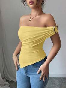 Blusa de verano para mujer con hombros decorados con botones y bajo asimétrico elegante - Amarillo claro - Ver 4