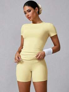 Conjunto deportivo de verano para mujer de unicolor simple con pantalón corto y manga corta - Amarillo - Ver 8