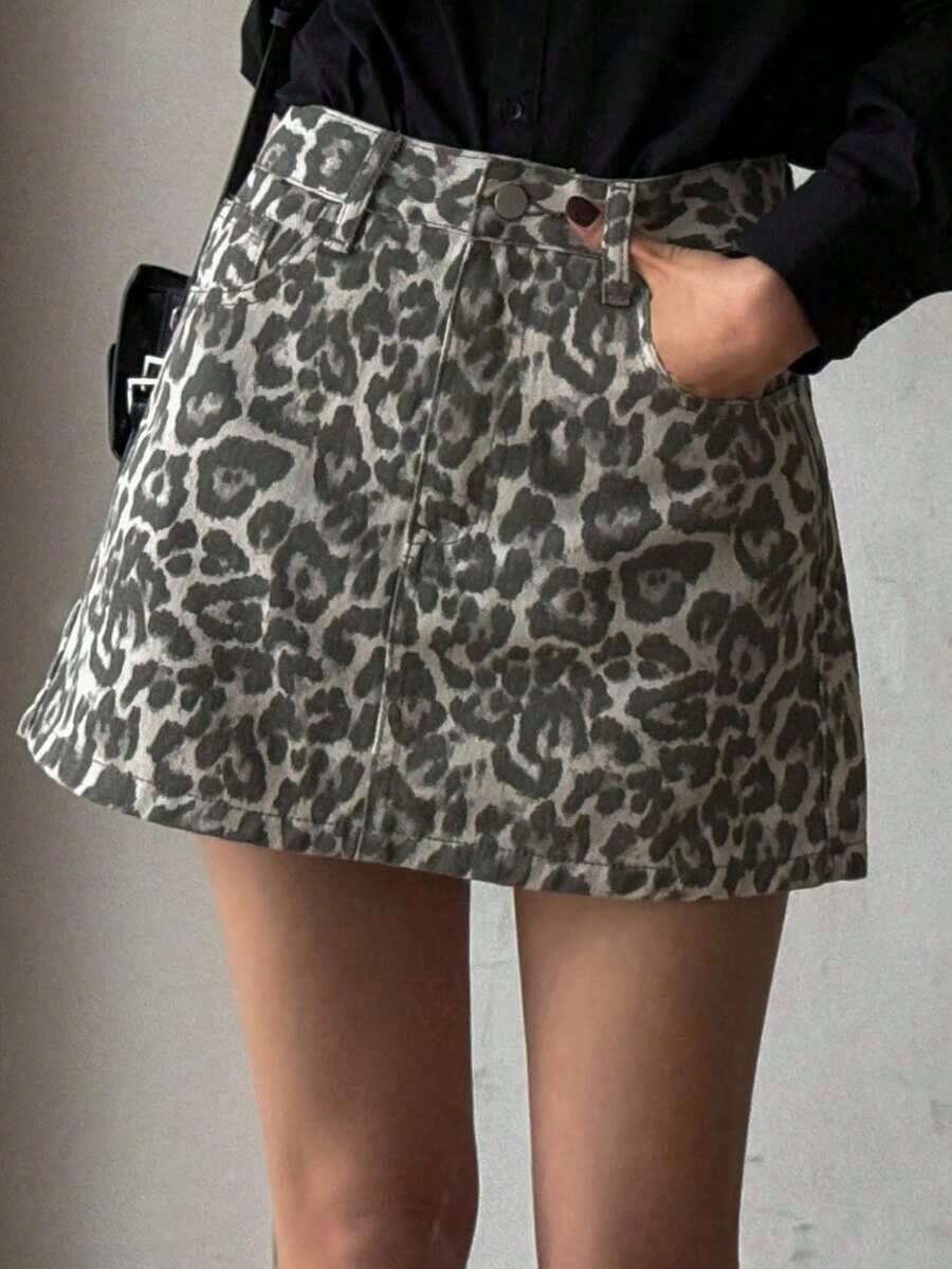 Falda vaquera casual con botones delanteros y bolsillos con estampado de leopardo - Marrón - Ver 1