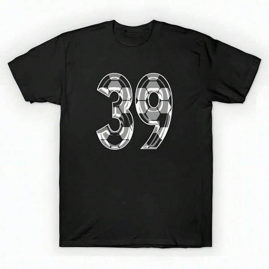 Camiseta de fútbol número 39 # 39 Soccer Mom Player Fan T-Shirt unisex de la de algodón puro de alta densidad de 220 g. C-AmiS-eta uniS-ex 100 % aL-Godón de - Tejido de alta densidad. Apta para todo tipo de perS-onas, ya sean mujeres o hombres. Tejido duradero de alta C-Alidad apto para todas las estaciones, suave al tacto pero duradero. Tops transpirables. Conjuntos de otoño para mujer. Conjuntos de vaC-Aciones para mujer. Disfraz de Halloween para mujer. - Negro - Ver 1