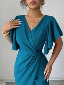 Vestido elegante y romántico para mujer con cuello en V, mangas con volantes, ajuste en la cintura y bajo de cola de sirena - Agua verde azul - Ver 7