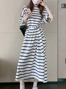 Vestido mediano y largo de mujer Vestido de verano de manga corta estilo coreano con cintura ajustada que adelgaza, cubre el abdomen, ropa de mujer, vestido largo de rayas hasta la rodilla con cinturón tipo camiseta - Blanco - Ver 2