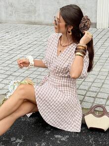 Vestido corto casual y de viaje con cuello en V y estampado de cuadros para mujer - Albaricoque - Ver 5