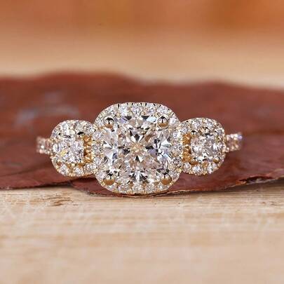 Anello ampio da donna in stile vintage placcato oro 18K con pietra in zirconia