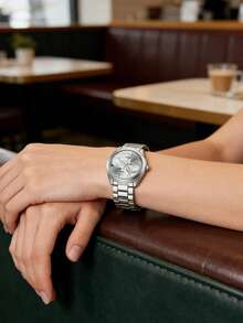 GUESS Everyday Chic 女士腕表 银色不锈钢表带 抛光表壳 百搭腕表 W1082L1 - 銀色 - 查看 4