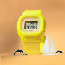 Casio 亮黄色时尚方形手表，44克超轻，防震耐用，电池续航长达3年，适合青少年校园通勤街头佩戴。 - 均碼 - 查看 6