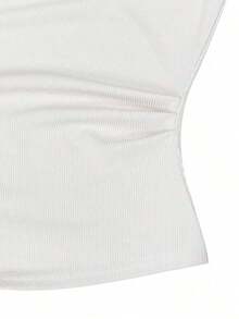 Camiseta de mujer de unicolor con cuello asimétrico, fruncida y de manga corta ajustada - Blanco - Ver 3