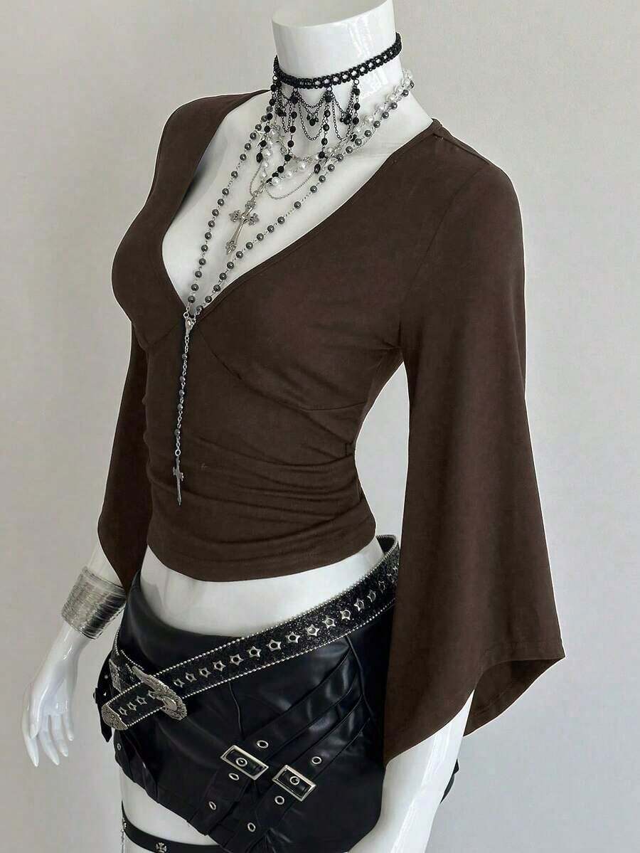 Camiseta ajustada con cuello en V profundo y mangas acampanadas sexy - Café integral - Ver 1