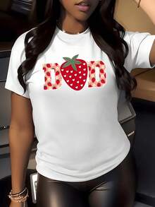 A Large Strawberry Surrounded By Hearts Symbolizes Sweetness, Love, Tenderness, And Positive Energy-Perfect For Conveying Joy And Affection Every Day. A Comfortable And Modern Women's T-Shirt For Casual Wear. - 白色 - 查看 1