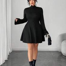 Vestido elegante de unicolor de punto elástico con cuello alto para mujer talla grande, nuevo para otoño/invierno - Burdeos - Ver 6