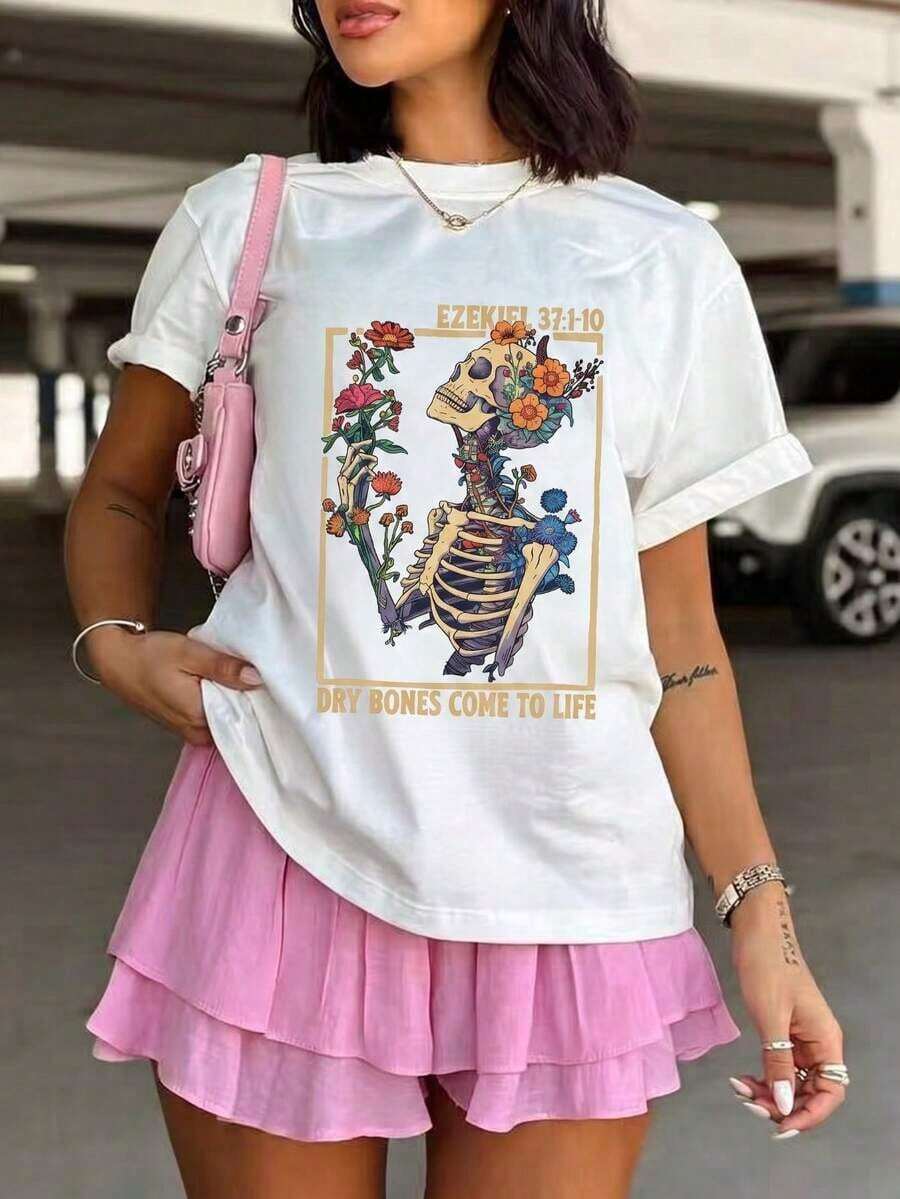 Edición Limitada: Camiseta Gráfica Dry Come To Life para Mujer, Camiseta Cristiana con Esqueleto Floral, Camiseta Casual de Manga Corta, Estilo Vintage Inspirado en la Fe, Corte Holgado, Cuello Redondo, Estilo Streetwear, Camiseta Cómoda y Estética para Uso Diario, Iglesia, Salidas Casuales, Regalo para Creyentes Cristianos. Algodón Ligero. - Blanco - Ver 1