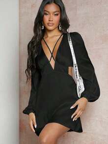 Vestido de cuello profundo de manga farol con tira cruzada de espalda abierta con cordón de satén - Negro - Ver 1