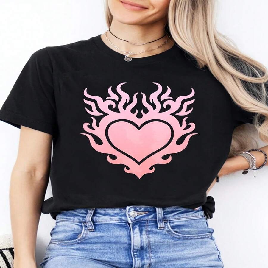 Women's Casual Pink Flaming Heart Print Cotton T-Shirt, Regular Short Sleeve Round Neck Tee Top For A Sexy And Casual Look - 黑色 - 查看 1