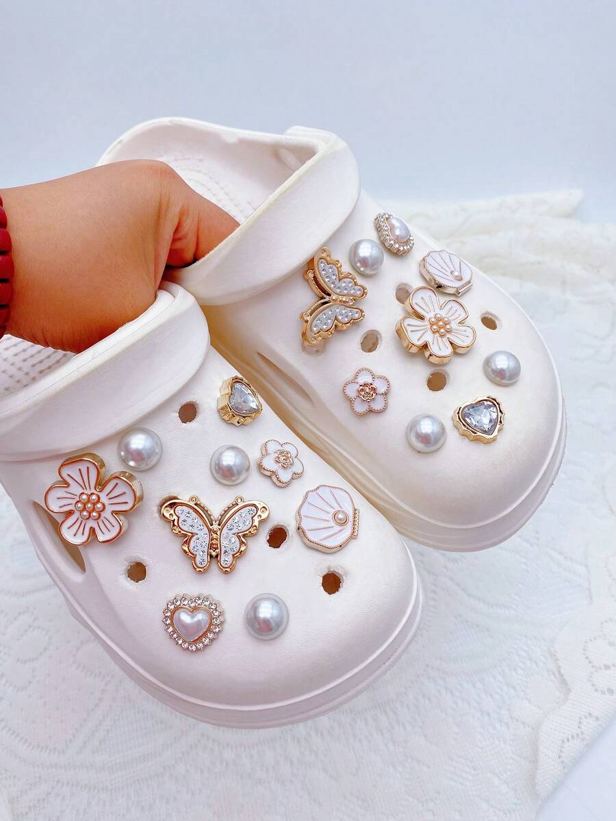 18pcs Fashionable Versatile Pearl Flower Shell Shoe Clips, Detachable DIY Decorations, Multifunctional Shoe Clips For Women's Sandals, Slippers, Beach Bags, Suitable For Holidays And Birthday Party Gifts - Gold - View 1