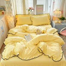 Bộ ga trải giường kiểu công chúa viền đen xếp nếp (1 vỏ chăn + 2 vỏ gối), chất liệu 100% polyester mềm mại và thoải mái, phù hợp cho phòng ngủ, phòng khách, làm quà tặng tuyệt vời. - Màu vàng - Xem 7