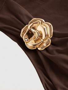 Women's Asymmetrical Blouse With 3D Flower Embellishments And A Metal Bow, Brown, Perfect For Weddings, Parties, And Evening Events. Made Of Soft, Stretchy, Solid-Color, And Fitted Fabric. - 咖啡色 - 查看 6