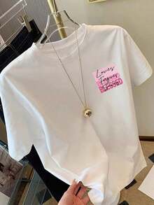 Camiseta de manga corta de talla grande para mujer - Corte holgado, estilo casual básico, elegante top de poliéster, camiseta de manga corta con estampado frontal y trasero - Estampado de moda "Love And Forgiveness" - Camiseta estampada de primavera/verano para mujer, artículo de moda, transpirable y cómoda. - Blanco - Ver 2