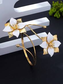 1pc New Enamel Double-Headed Floral Bangle, Vintage Luxury Vacation Style Exaggerated Floral Bracelet For Women - White Dogwood - View 4