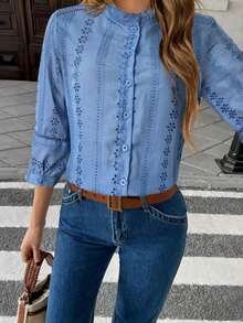 Blusa de mujer con botones, bordados y encaje de algodón estilo francés - Celeste - Ver 3