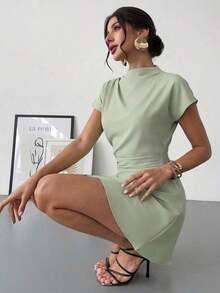 Vestido mini de línea A con fruncido de unicolor, adecuado para el uso diario en verano - Verde - Ver 6