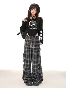 ハーフハイネック Tシャツ 長袖 レディース ショート丈 蝶プリント ギャル 着痩せ インナー ボディスーツ トップス スリムフィット 美シルエット 伸縮性 動きやすい デイリー デート ライブ フェス ストリート 個性的  夏 秋 肌見せコーデ タックイン不要 楽ちん - ブラック - チェックする 6