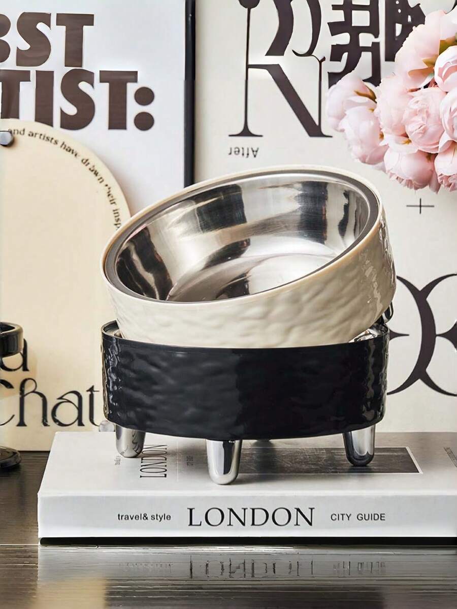1 bát ăn và uống cho thú cưng bằng thép không gỉ, có chân đế cao, chống tràn và bảo vệ cổ, thiết kế mới.