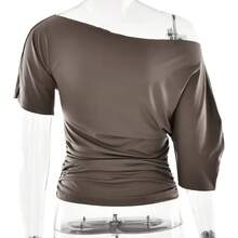 Top corto fruncido con hombros descubiertos para mujer, camisetas básicas de Color sólido con cuello oblicuo, camisetas de manga corta, ropa de calle informal de verano - Blanco - Ver 4
