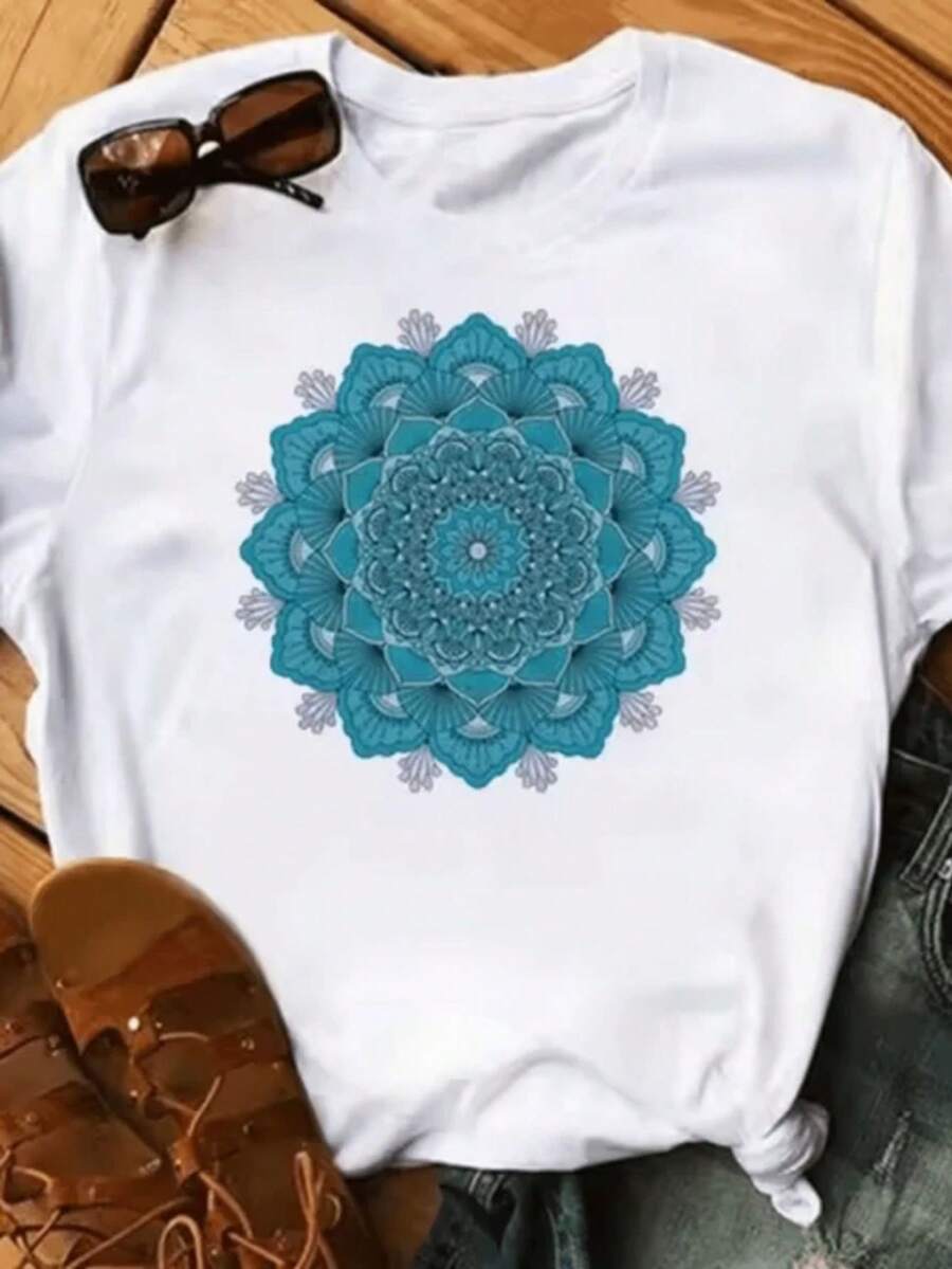 Camiseta negrara mujer con estampado gráfico de mandala estilo kawaii Maycaur New Females T-07 (2)
