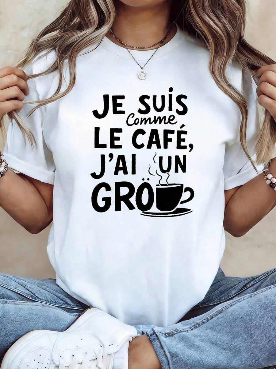 Camiseta moderna y minimalista para mujer, estampado francés "JE SUIS COMME LE CAFÉ, J'AI UN GR? Ilustración de taza de café", camiseta blanca de manga corta estampada - adecuada para primavera, verano y otoño, estilo casual, diseño a la moda, versátil para el uso diario, estilo moderno, casual para el día a día. - Blanco - Ver 1