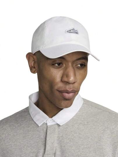  Nike 男女同款刺繡設計軟頂舒適透氣防曬遮陽運動休閒棒球帽白色