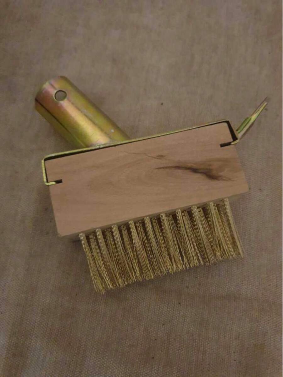 1件/2件装手动除草工具,长柄钢丝刷,有效去除杂草、石块和苔藓,经久耐用,适用于花园维护、草坪护理、缝隙除草、铺路缝隙清洁、园艺清除、庭院苔藓清洁等。 - A - 查看 1