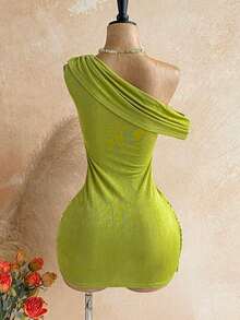 Vestido mini asimétrico con pliegues en el hombro para mujer, adecuado para vacaciones de primavera/verano - Verde - Ver 2