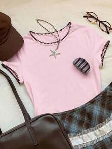 2026 Nueva Moda Camiseta Casual Versátil de Mujer con Cuello Redondo y Mangas Cortas, Contraste de Ribete, Top de Verano, Ropa de Primavera para Exteriores, Top Beige Casual Y2K - Rosa - Ver 4