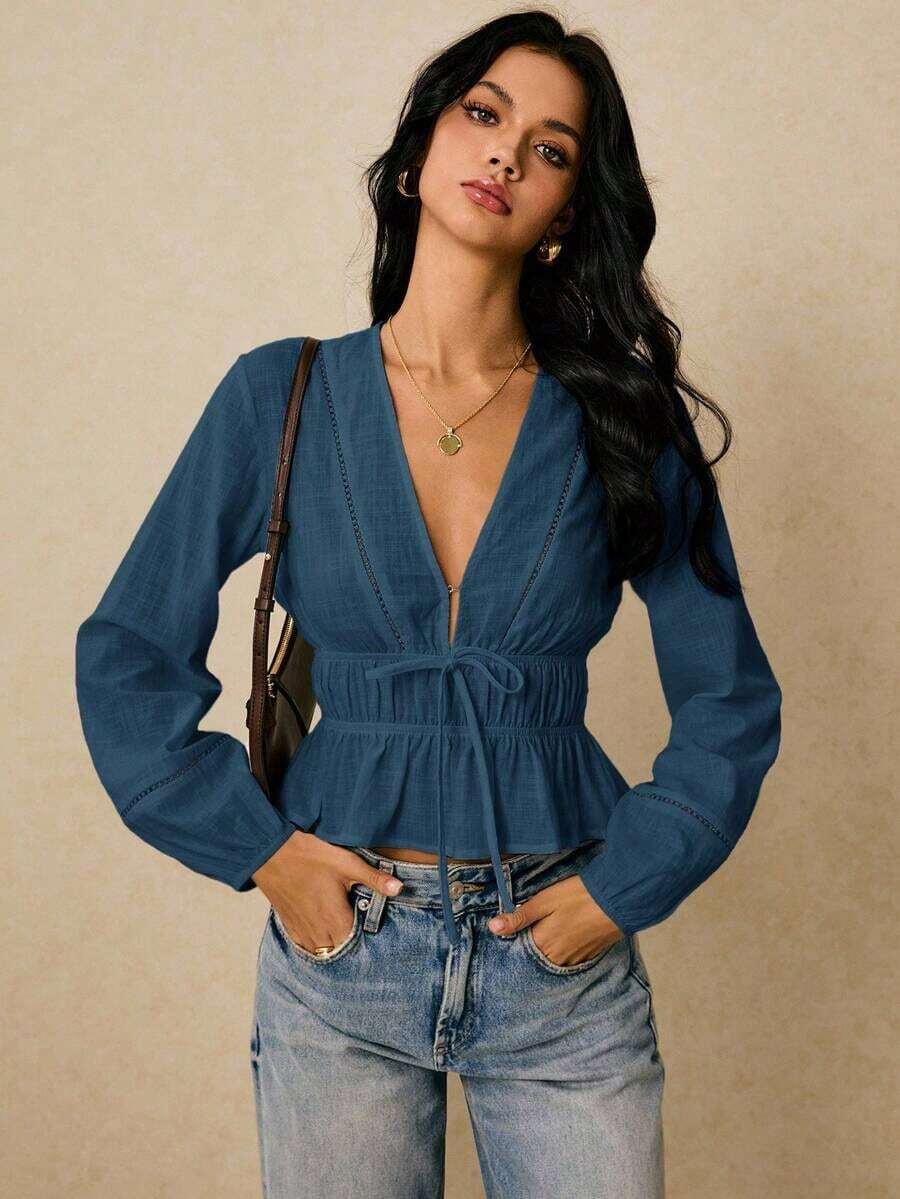 Blusa de manga larga con cuello en V profundo y lazo al frente, elegante para oficina, de unicolor - Agua verde azul - Ver 1