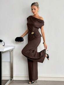 Conjunto informal de top con hombros fruncidos y decoración metálica, y pantalones de mujer de unicolor - Marrón - Ver 7