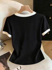 Blusa de mujer de cuello redondo con ribete de contraste, abotonadura metálica de media cartera, manga corta, ajustada y acortada.Top amarillo claro, top amarillo, top amarillo pastel, top de verano, top amarillo lindo, top amarillo para m - Negro - Ver 2