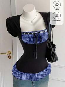 Blusa de verano elegante con volantes en el bajo, estampado de flores diminutas y parches - azul real - Ver 9