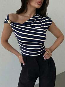 Camiseta ajustada con hombro asimétrico, cintura fruncida y decoración metálica, elegante y modesta para uso diario, color blanco, primavera/verano - Azul marino - Ver 6