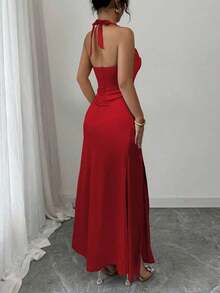 Vestido camisero elegante de color champagne, con tela de satén elástica y abertura lateral de largo maxi - Rojo fuego - Ver 2
