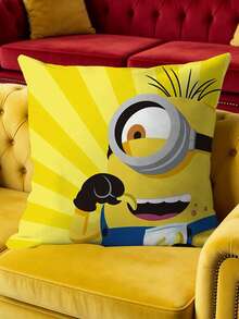Bộ vỏ gối trang trí in hình các nhân vật Minions, gồm 4 thiết kế sống động với nền màu vàng rực rỡ và họa tiết nhóm/đơn lẻ ngộ nghĩnh. Được làm từ chất liệu mềm mại, mịn màng với hình in sống động, không phai màu, những chiếc vỏ gối này sẽ mang đến nét vui tươi, đáng yêu cho ghế sofa, giường ngủ hoặc không gian trang trí theo chủ đề, hoàn hảo cho những người hâm mộ các nhân vật biểu tượng này. - Nhiều kiểu dáng - Xem 13