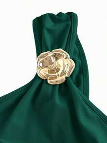 Hannahelzahed  MOD Falda de cola de pez con pliegues asimétricos y broche dorado como decoración - Verde Oscuro - Ver 3