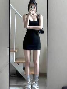 Vestido Entallado Sin Mangas De Cuello Cuadrado Y Color Sólido - Negro - Ver 4