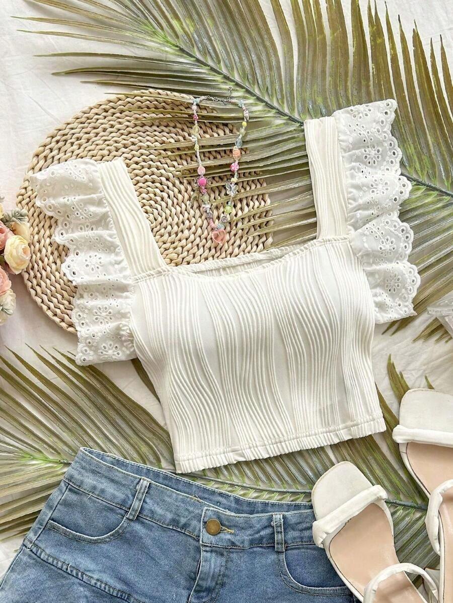 Elegante top corto de mujer de punto con plisados, adornos de encaje floral y diseño ideal para vacaciones - Albaricoque - Ver 1