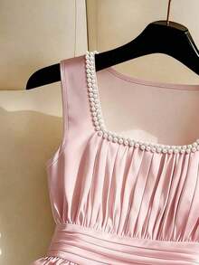 Blusa ajustada sin mangas con cuello y detalles de perlas falsas para mujer - Rosa - Ver 4