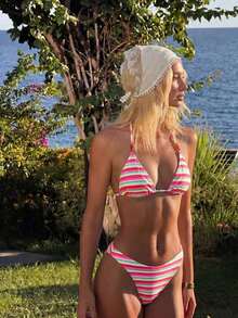 Conjunto de bikini de 2 piezas con tirantes finos, cuello halter, base negra, lunares blancos y estampado aleatorio dulce y lindo con corte alto en los laterales para mujer, primavera/verano 2026 - Multicolor 10 - Ver 8